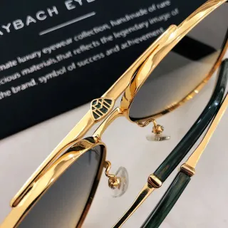 Óculos de Sol com Lentes de Gradiente de Acetato Dourado e Verde