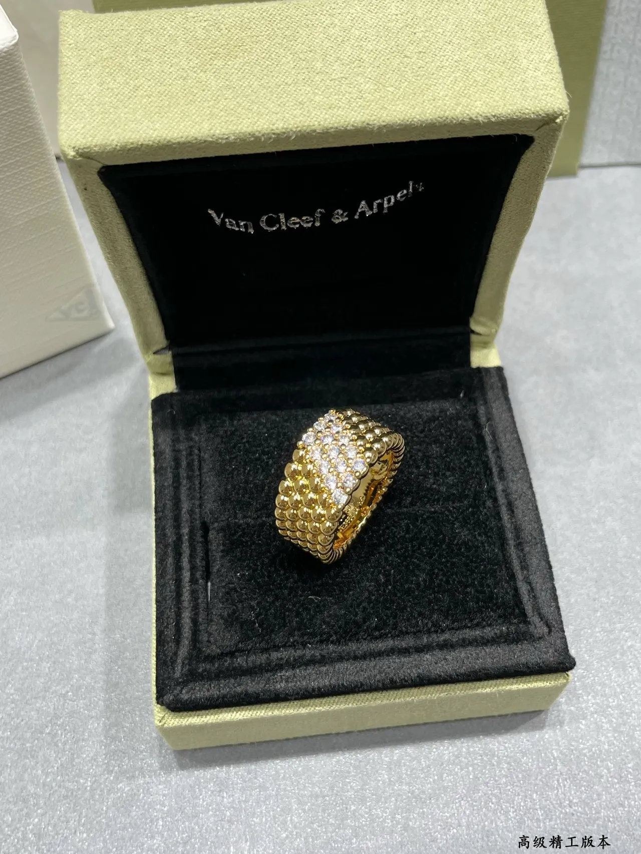 Gold Silver Beaded Band Pavé-Set Stones Ring 8