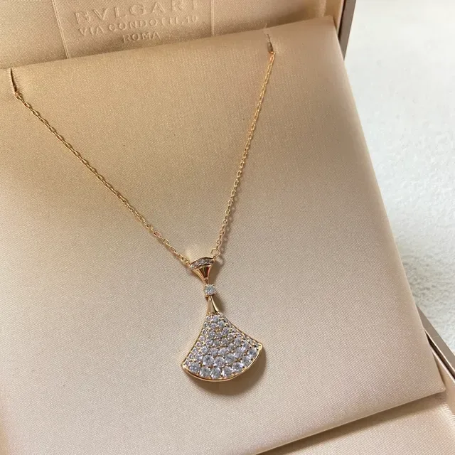 Gold Silver Fan-Shaped Pavé-Set Necklace 6