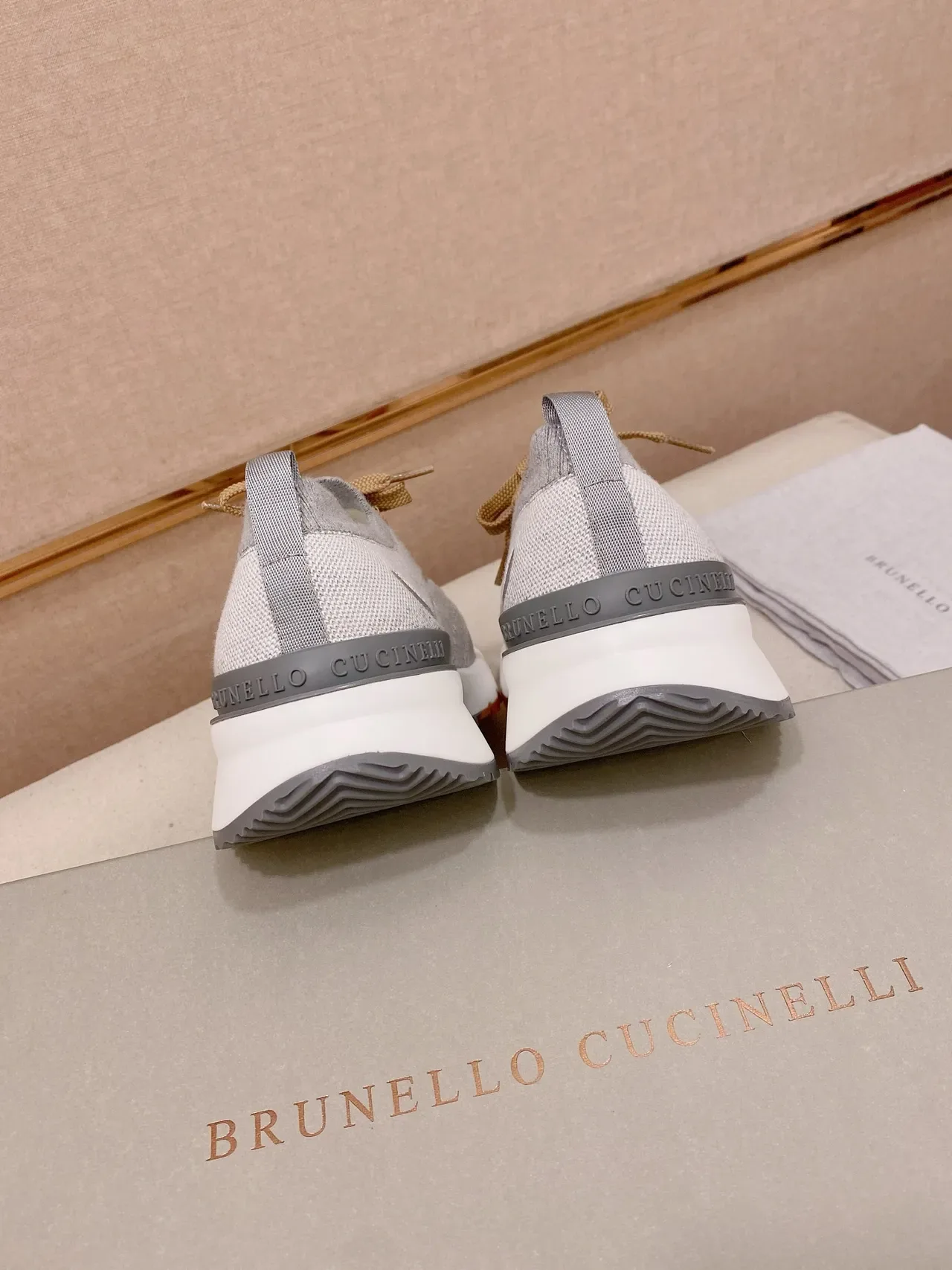 Gray Beige Knit Upper Metallic Toe Cap Sneakers 3