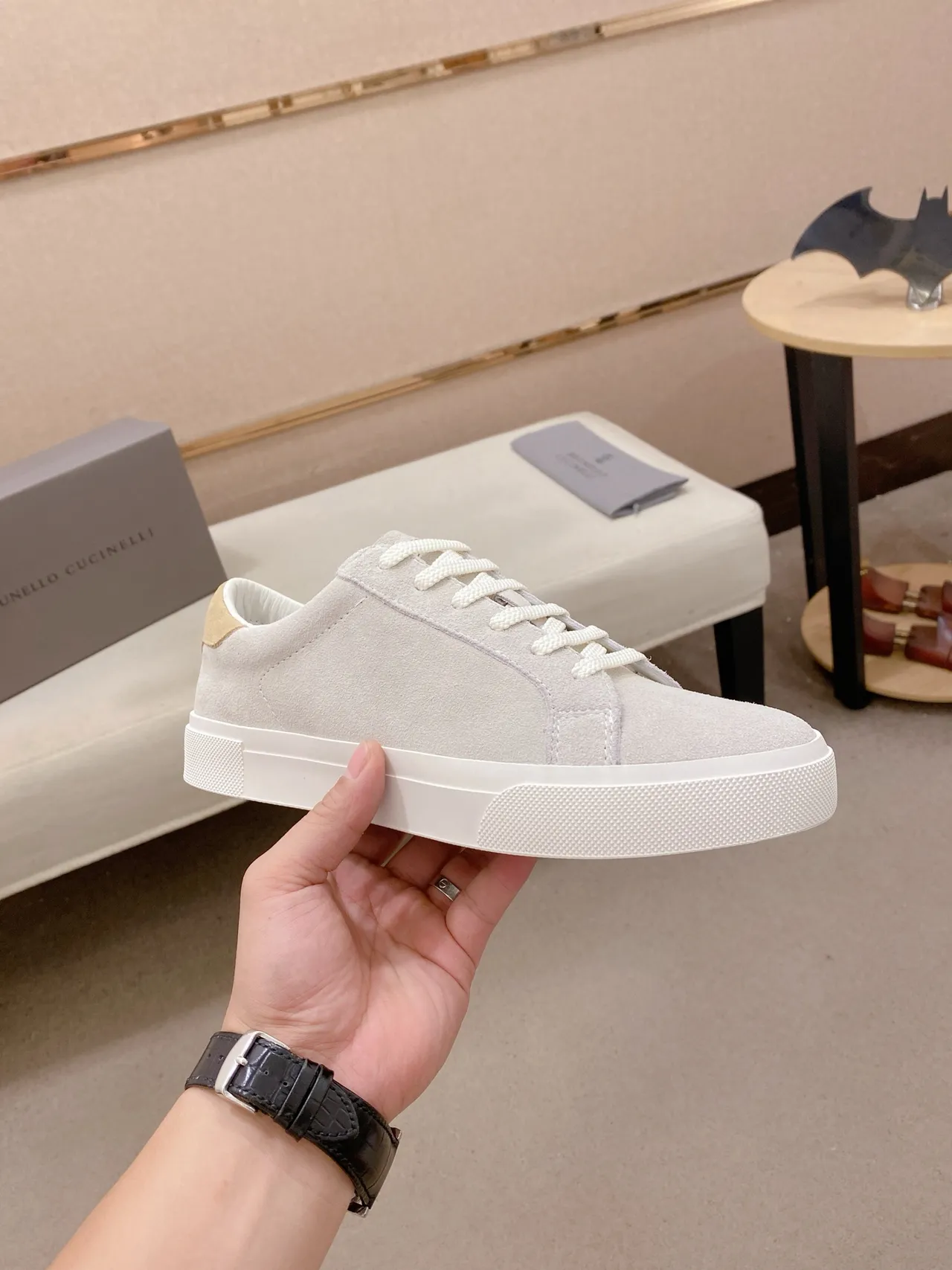 Gray Beige Suede Upper Low-Top Silhouette Sneakers 4