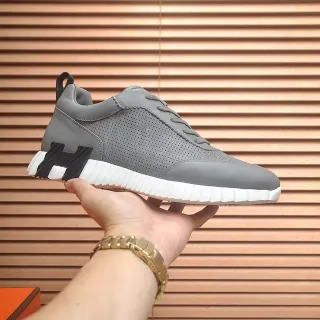 رمادي أسود مثقب علوي مصقول أبيض محفور ميدسول حذاء رياضي