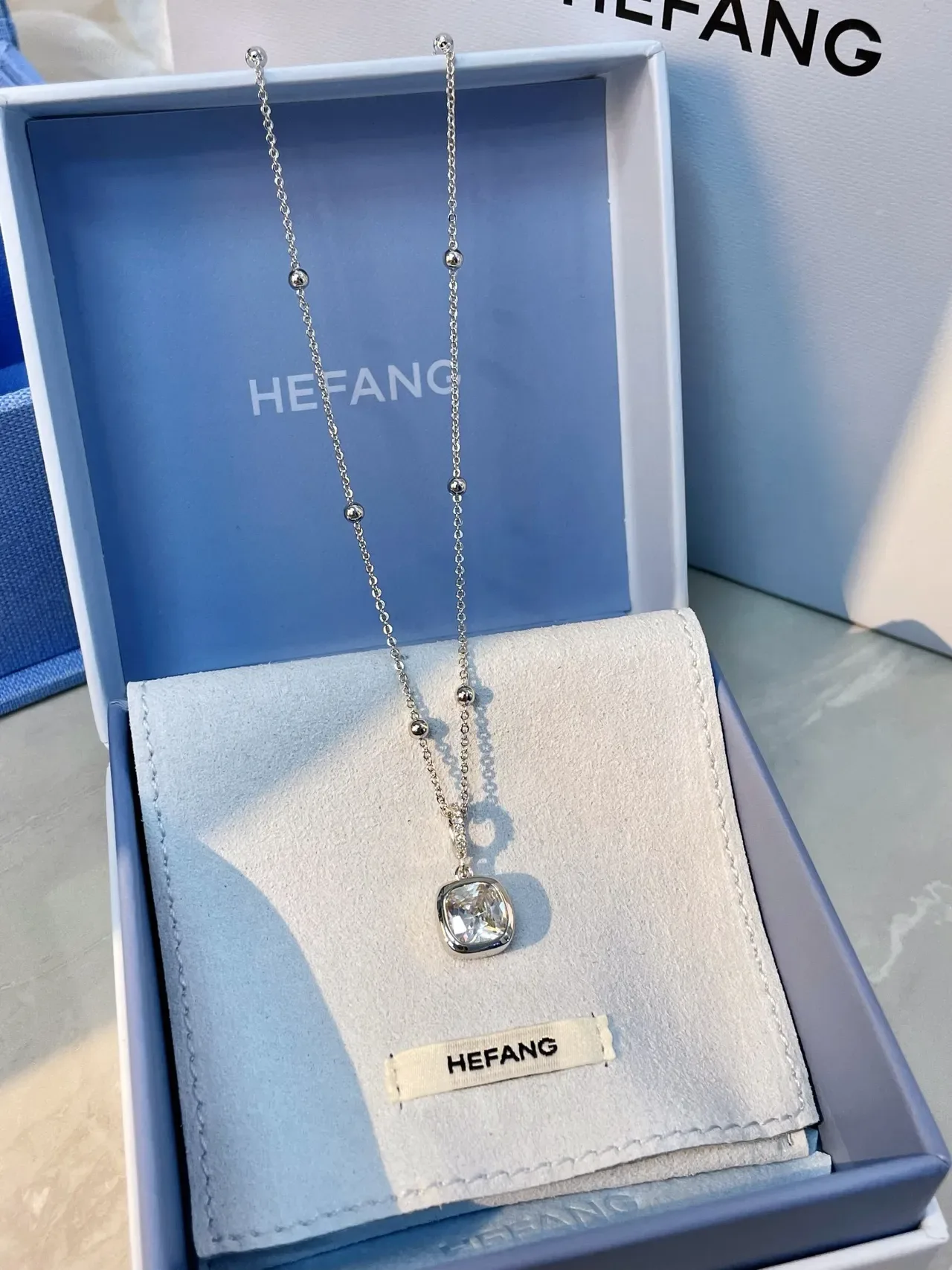 HERAND Cushion-Cut Bezel-Set Pendant Necklace 9