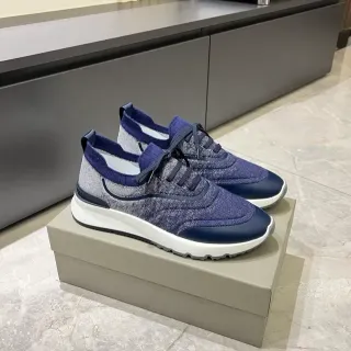 حذاء رياضي lifestyle مع upper محبك ومقاس جورب أزرق ثنائي اللون