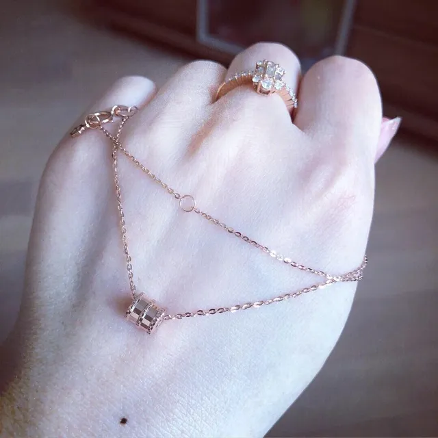 Lukfook Jewellery রোজ-গোল্ড হার্ট এবং বার চার্ম নেকলেস 5