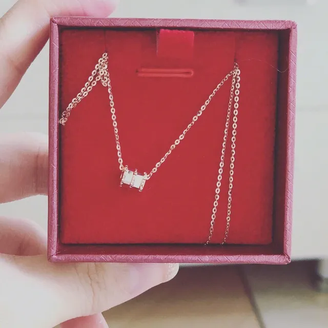 Lukfook Jewellery রোজ-গোল্ড হার্ট এবং বার চার্ম নেকলেস 6