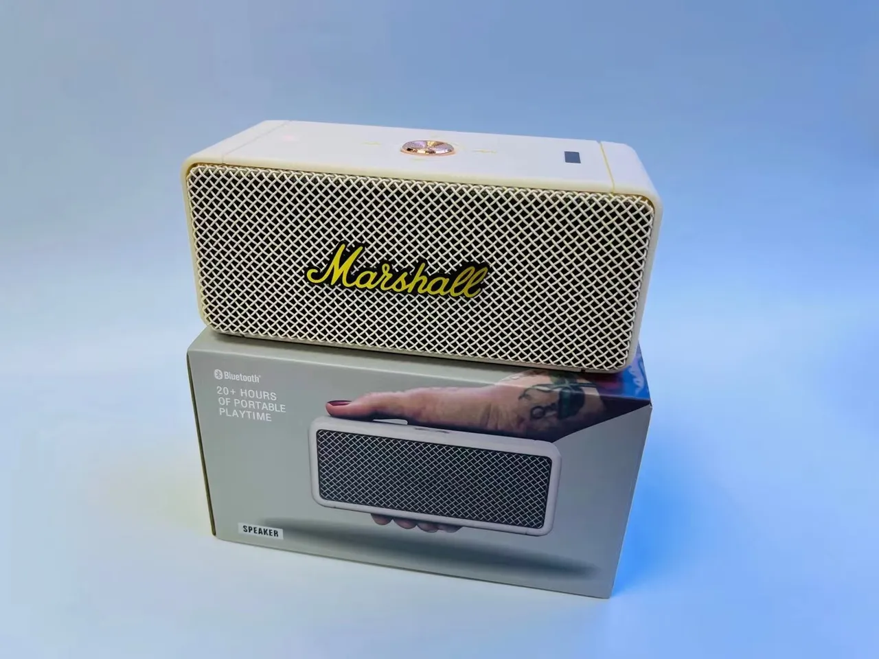 Marshall Beige Gold Forma rectangular compacta Rejilla de metal con patrón de diamante Altavoz portátil 11