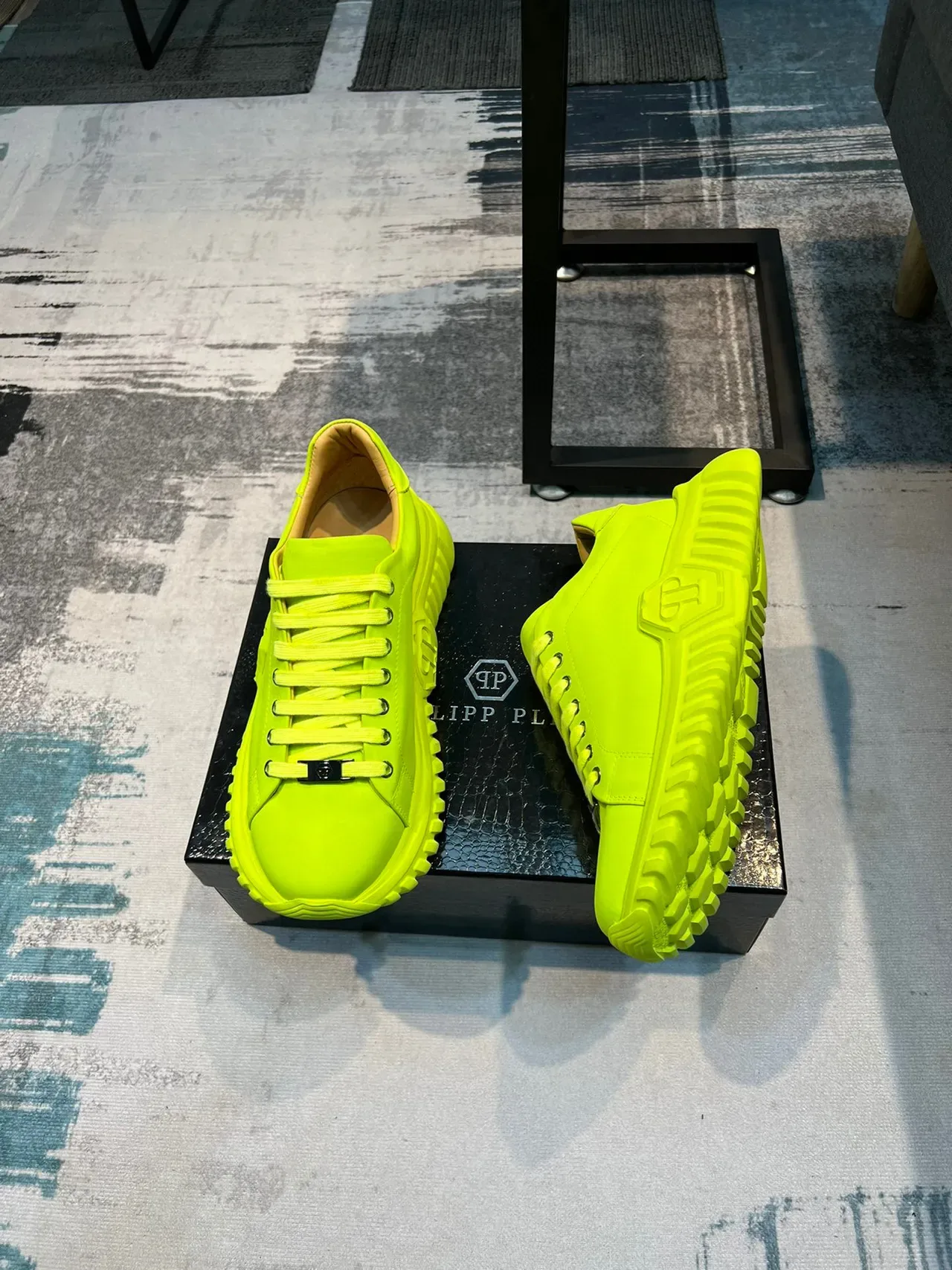 Neon Lime Green Monochrome Lace-Up Lifestyle Sneaker 5