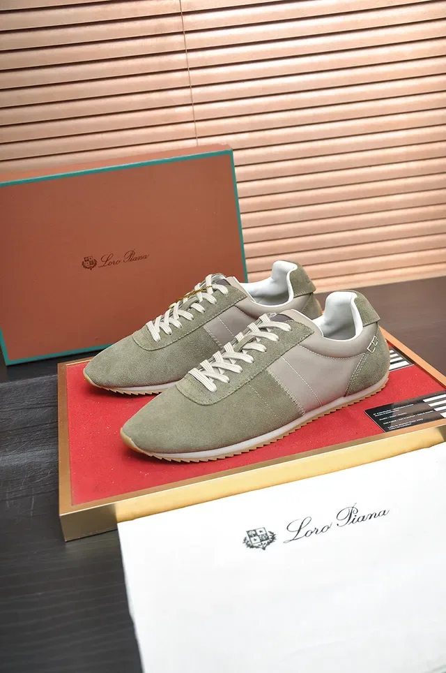 Tênis Runner Retro Minimalista de Camurça Verde Oliva e Bege 5