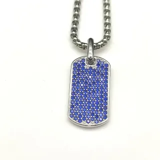 Collier avec pendentif dog tag en pierre bleue pavée