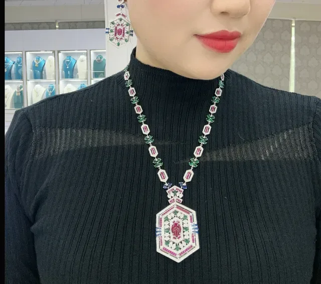 Pink Green Hexagonal Pendant Multi-Gem Floral Motifs Necklace 4