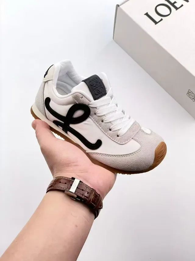 Pink White Retro Runner Silhouette Suede And Synthetic Paneling Sneakers 3