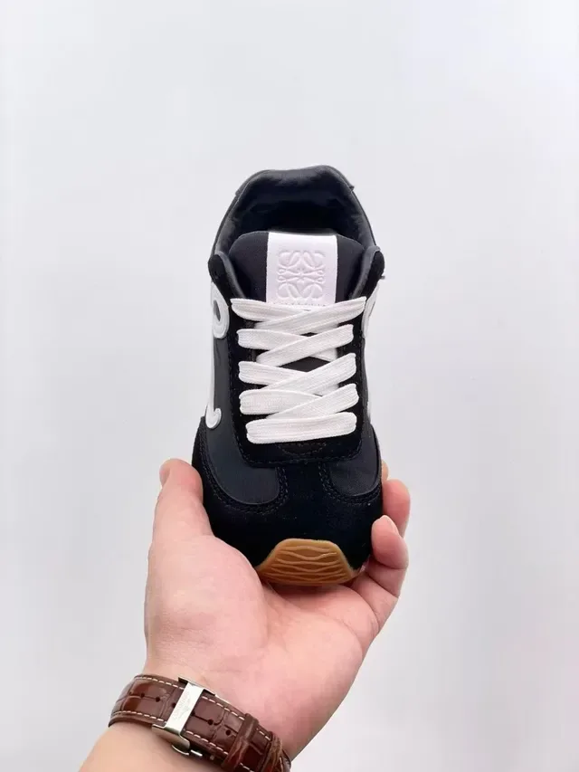 Pink White Retro Runner Silhouette Suede And Synthetic Paneling Sneakers 16