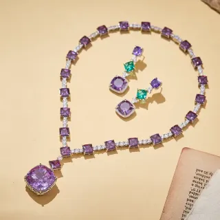 Collier Gemmes Carrées Violettes Vertes Pavé-Set Pierres Claires