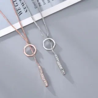 Colliers avec pendentifs à boucle de cristal en or rose et argent