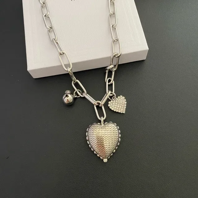 Silver Chunky Link Chain Heart-Shaped Charms Necklace 6