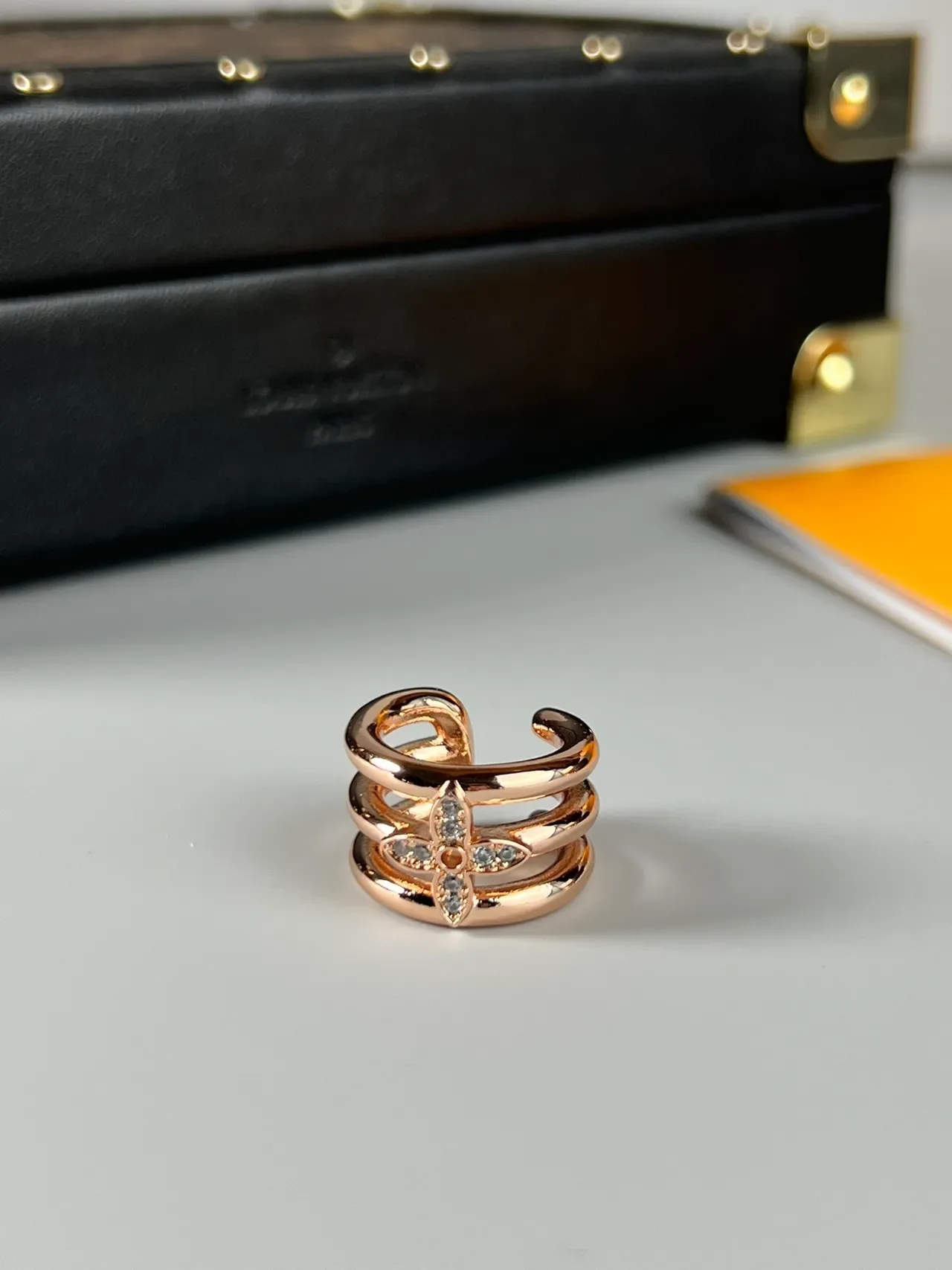 Silver Gold Multi-Band Floral Motif Ring 5