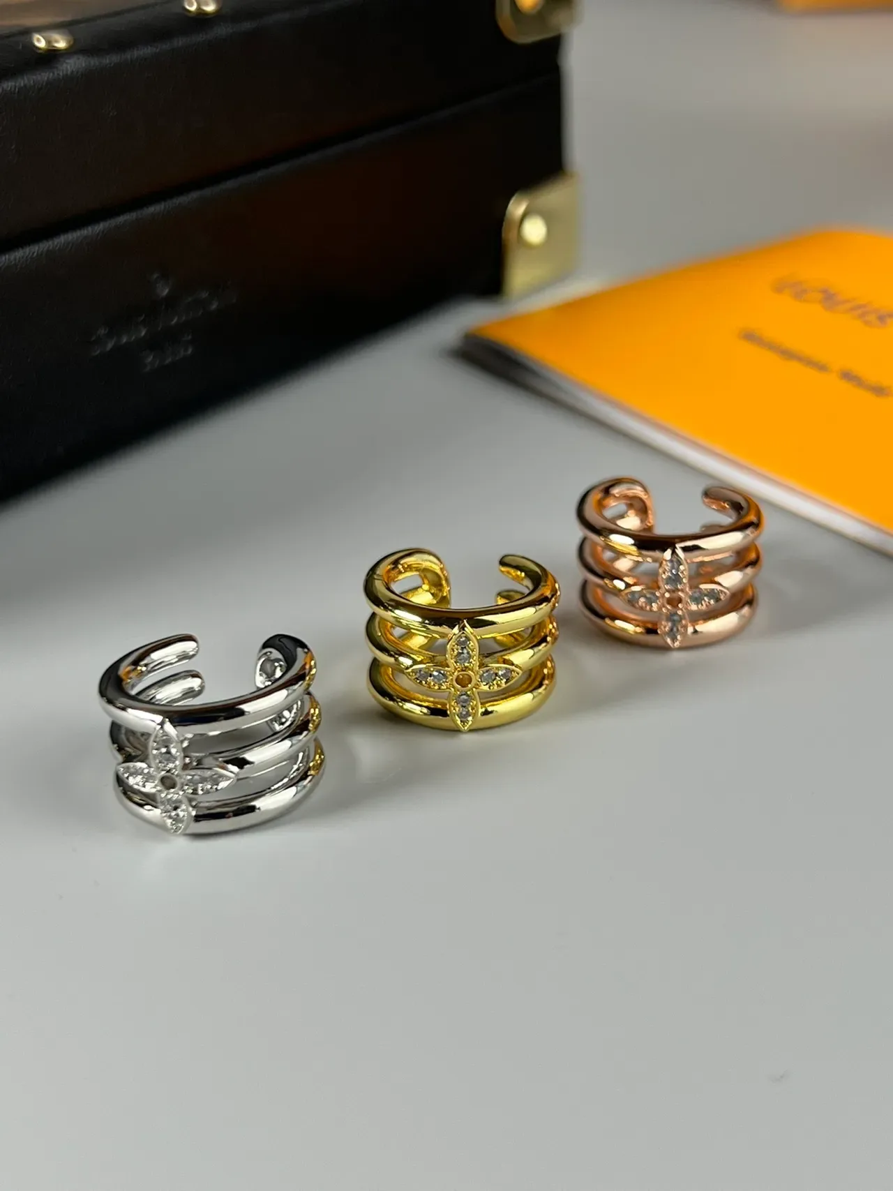 Silver Gold Multi-Band Floral Motif Ring 6