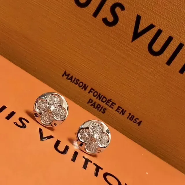 Silver-Tone Pavé Crystal Flower Stud Earrings 7