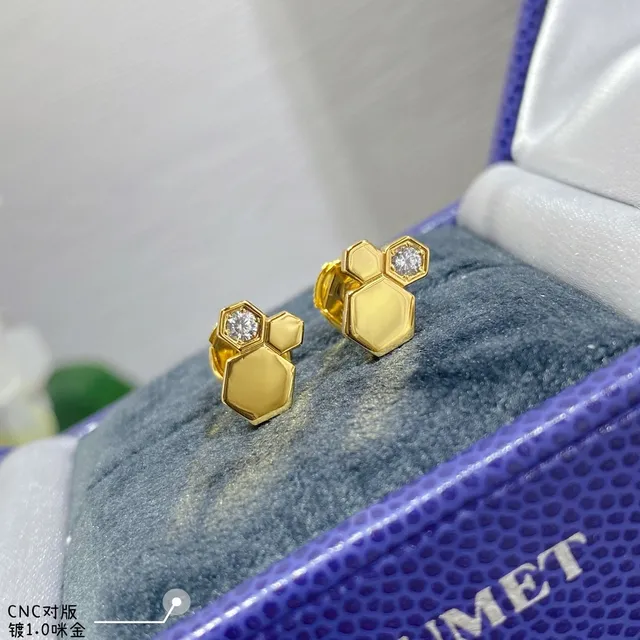 Silver Transparent Geometric Hexagonal Faceted Metallic Earrings 4