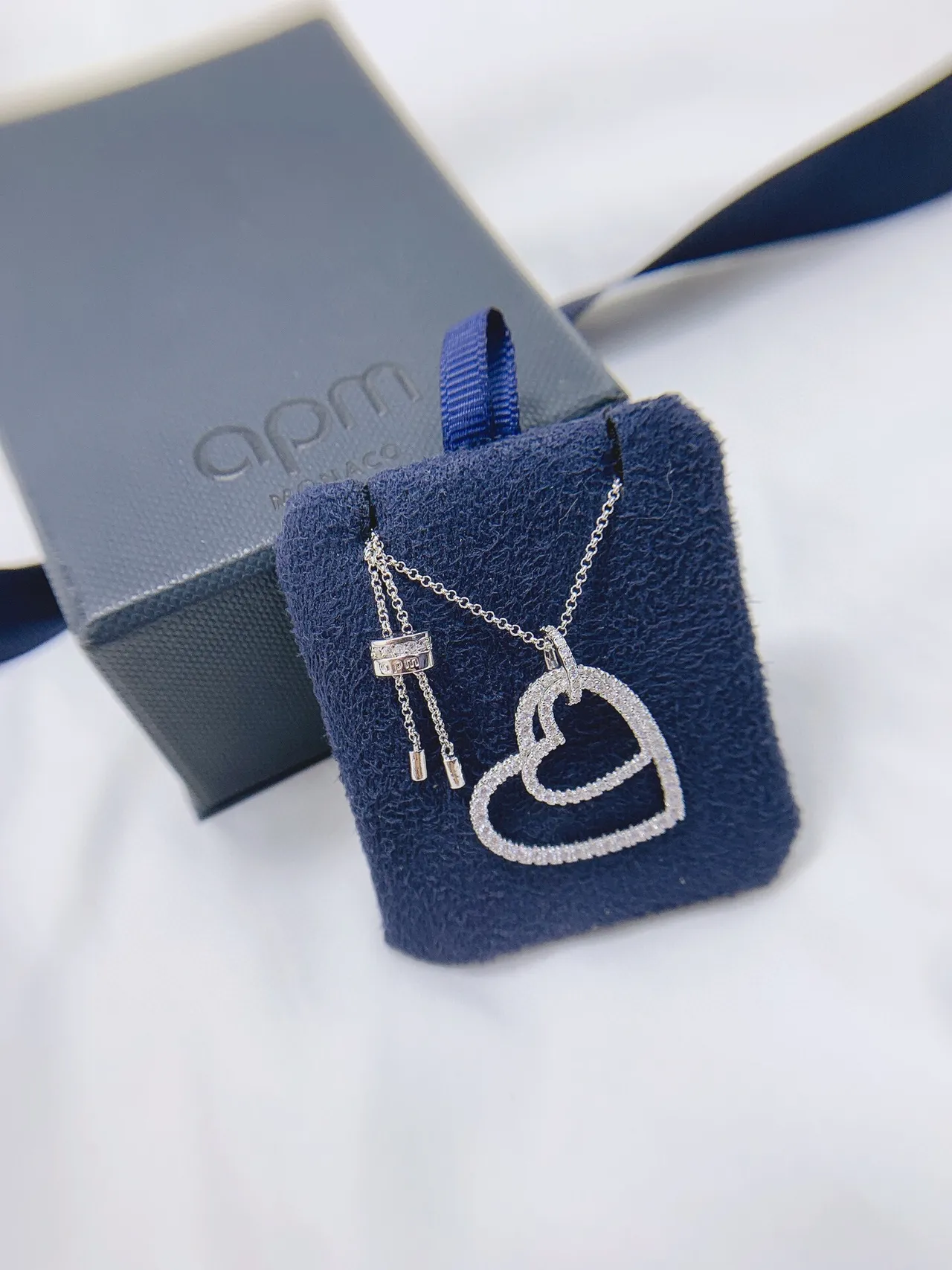 Collier pendentif en forme de cœur de diamants pavé argent blanc à double contour 6