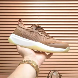 حذاء رياضي lifestyle من شبك وسويد لون بني فاتح low top