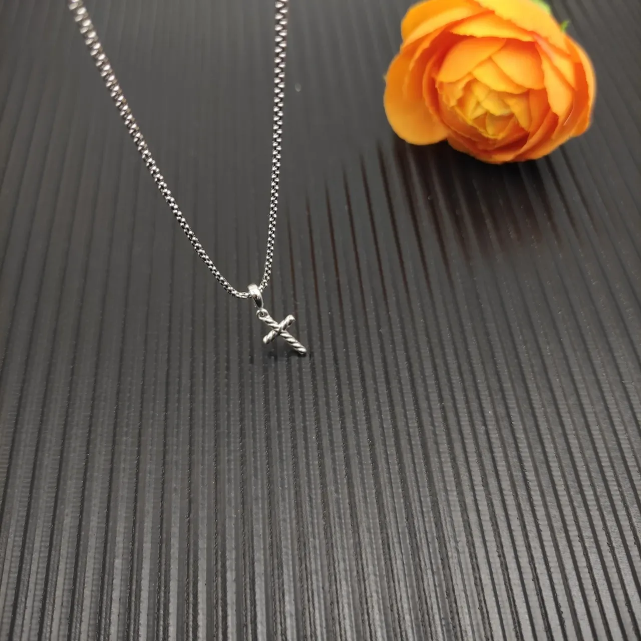 Twisted Rope Cross Pendant Necklace 6