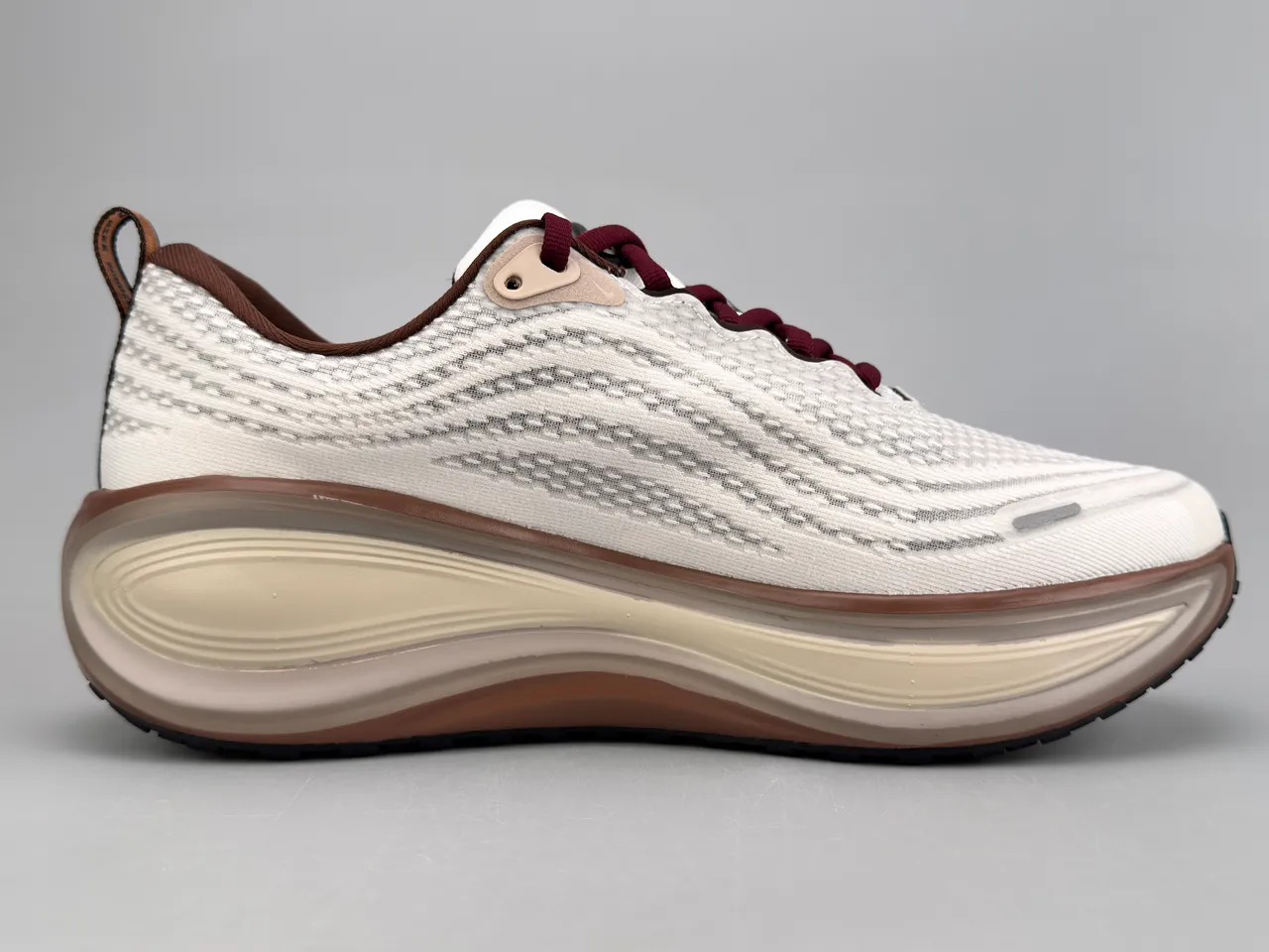 White Burgundy Sculpted Translucent Midsole Maroon Laces And Heel Pull Tab Sneakers 10
