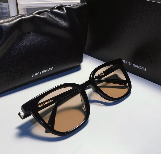 Gentle Monster Oversized Rectangular Black Amber Sunglasses 5