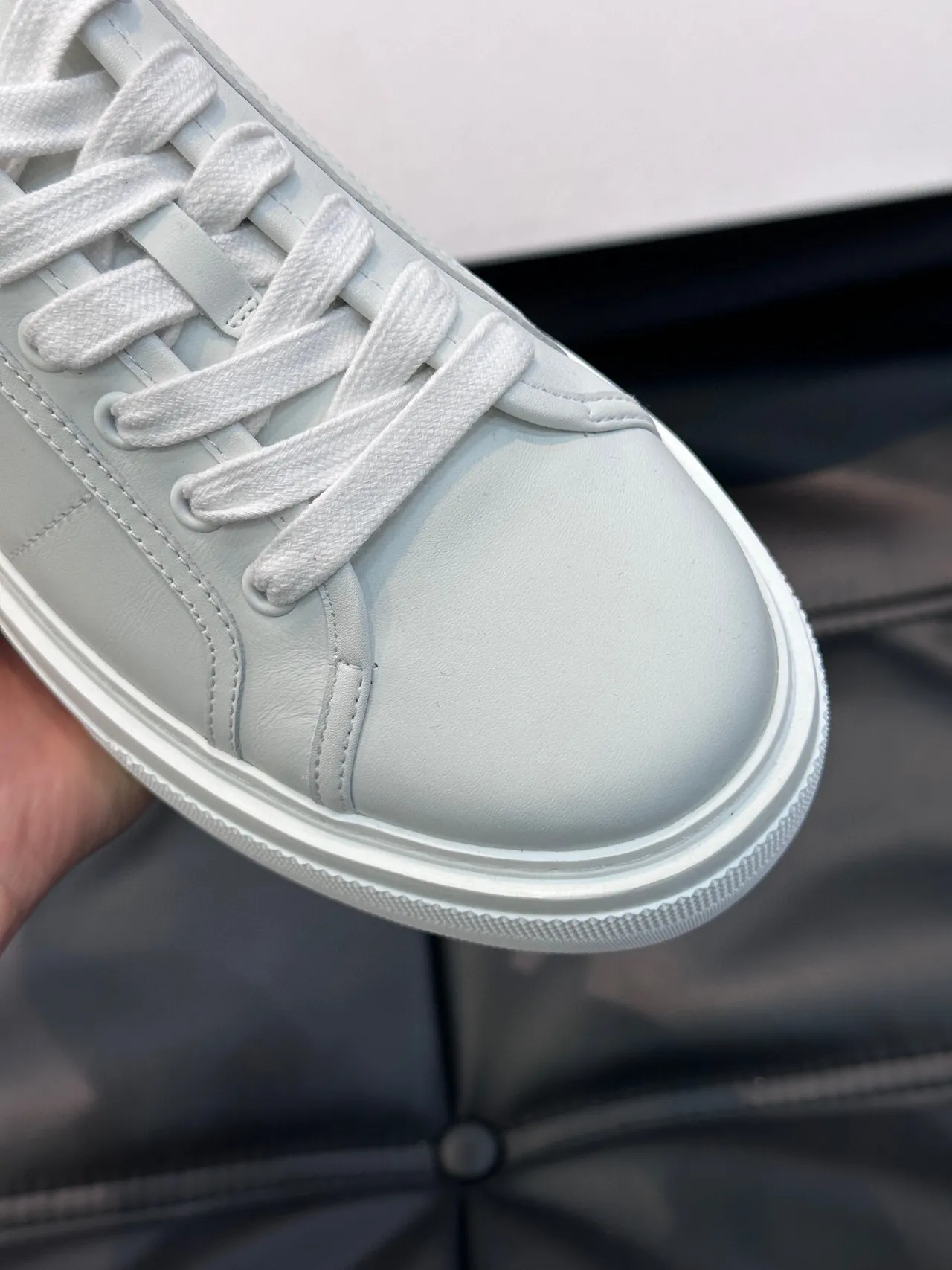Givenchy City Sport Monochrome Leather Platform Lifestyle Sneakers 8