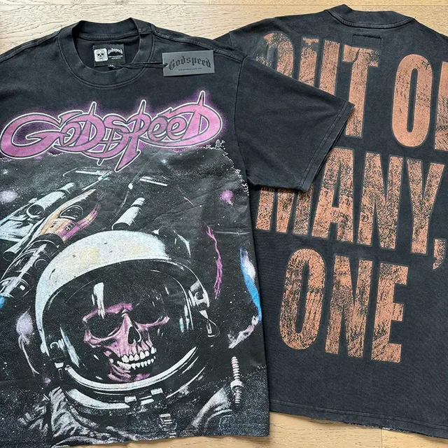 Godspeed Astronaut Skull Graphic Oversized T-Shirt 4
