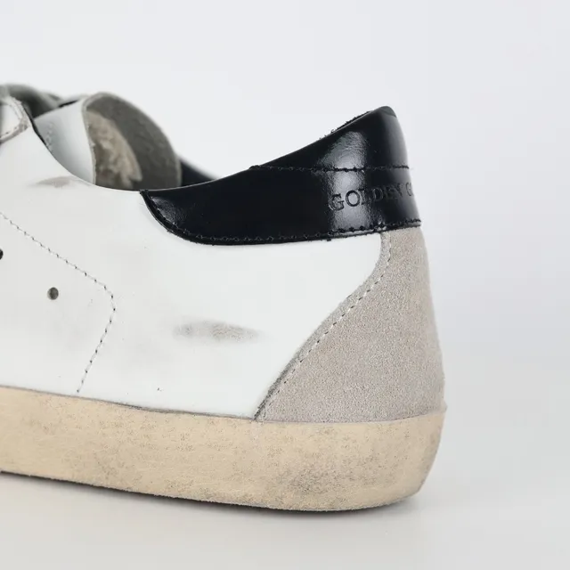 Golden Goose Superstar ছেঁড়া সাদা চামড়ার তারা প্যাচ লাইফস্টাইল স্নিকার্স 4