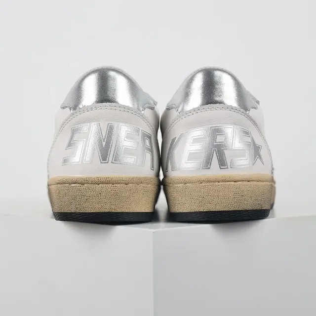 Golden Goose حذاء سنيكرز لايف ستايل أبيض فضي جلد أعلى تطريز نجمة 8