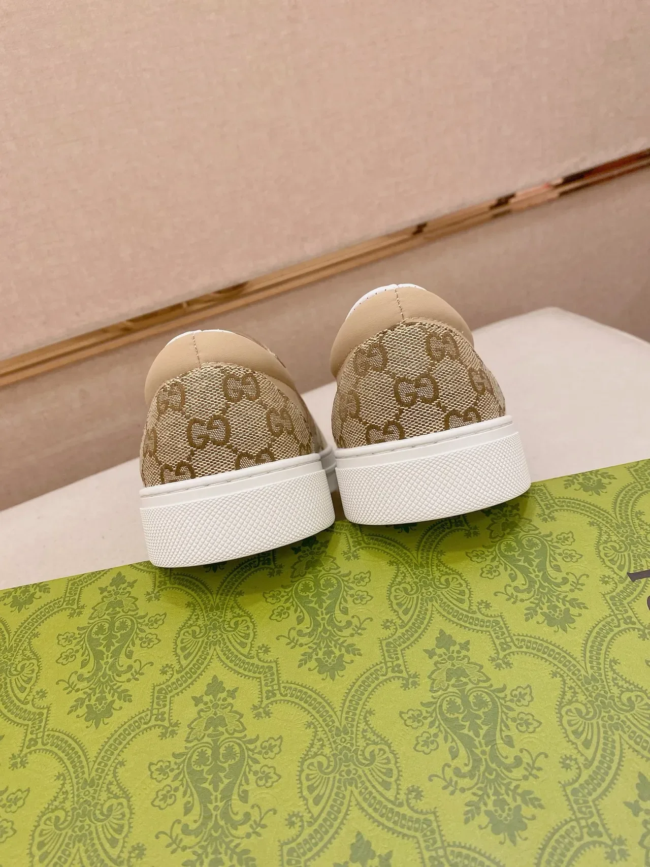 Gucci Ace GG Monogram Beige sneakers slip-on lifestyle 3