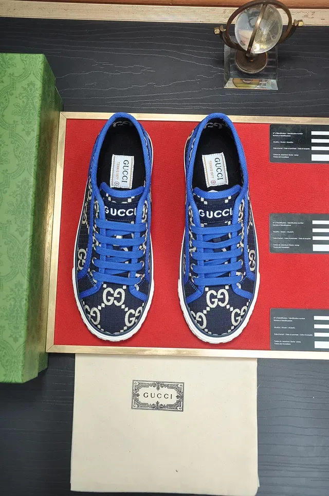Gucci Ace Navy Blue GG Monogram Canvas lacets contrast lifestyle sneakers 2