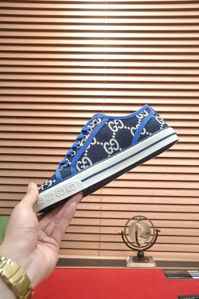 Gucci Ace Navy Blue GG Monogram Canvas lacets contrast lifestyle sneakers 5