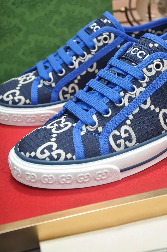 Gucci Ace Navy Blue GG Monogram Canvas lacets contrast lifestyle sneakers 8