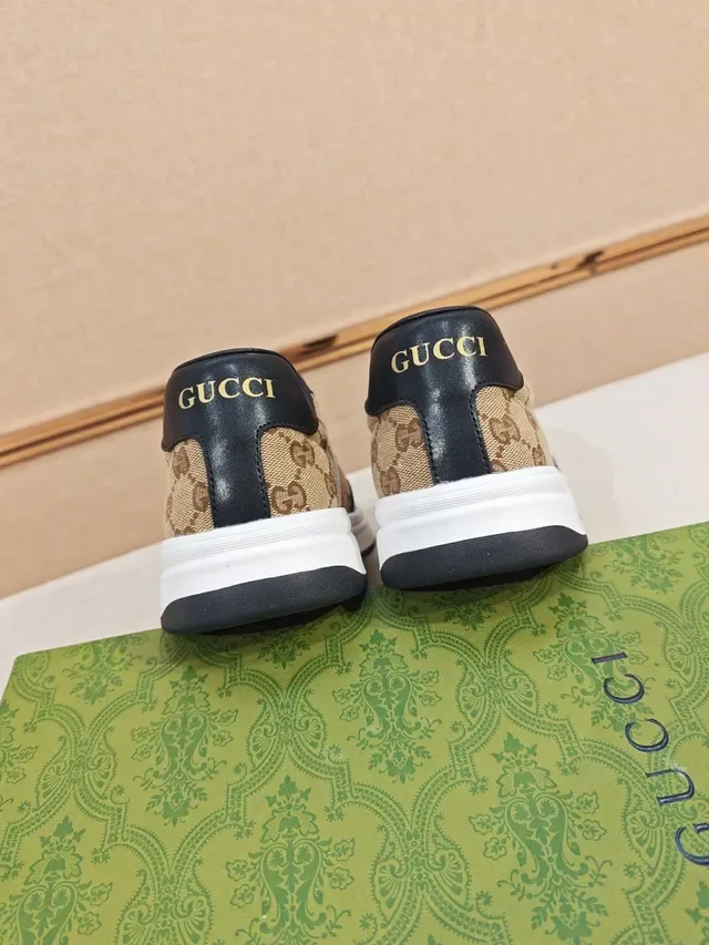 Gucci Beige Preto Monogram Tênis Lifestyle de Lona com Sobreposições de Couro 3
