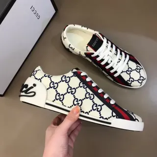 Gucci Beige Navy GG Monogram Lona Rayas de Red Panel Lateral Lifestyle Sneakers