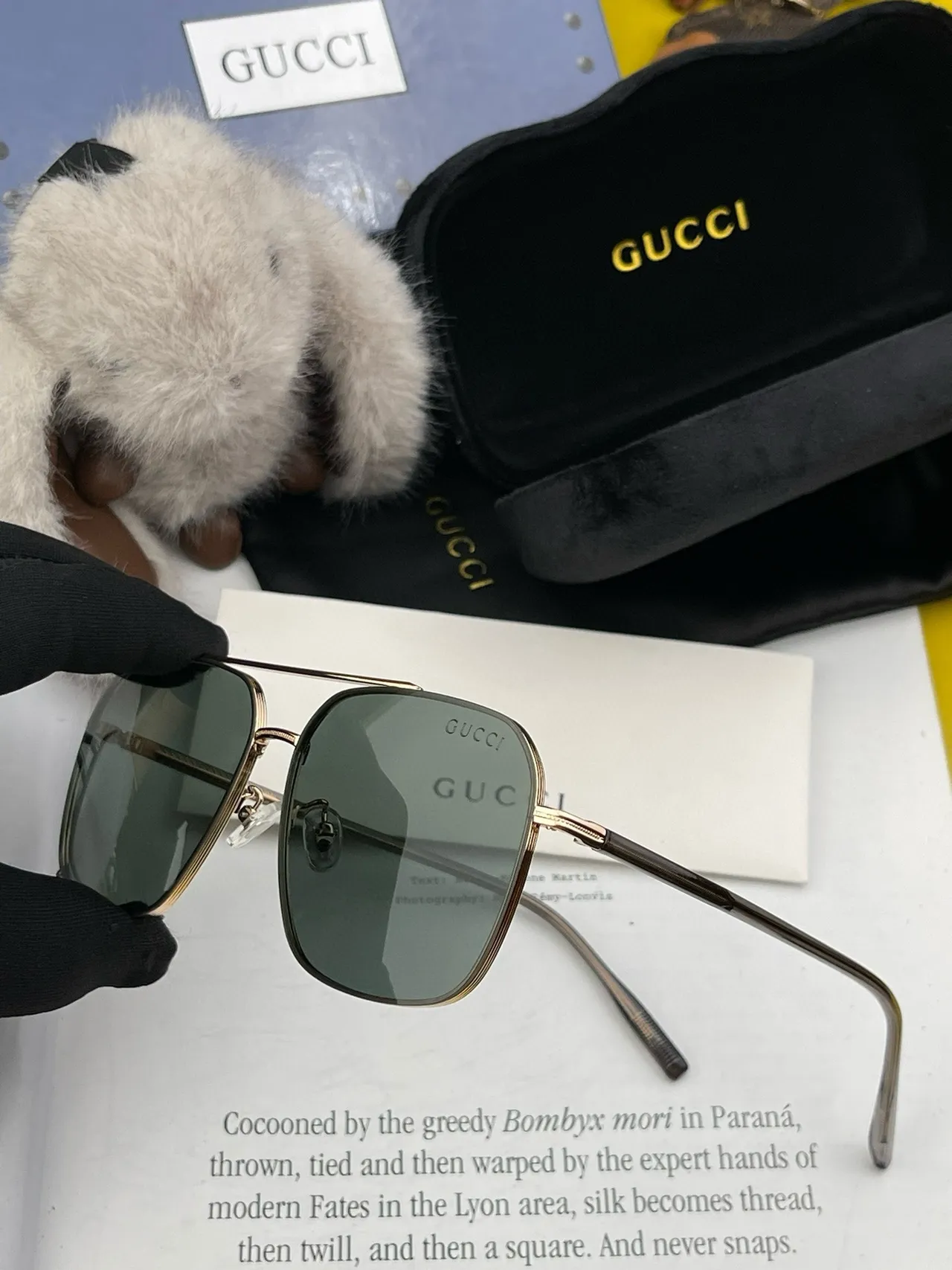 Gucci Black Gray Rectangular Aviator Silhouette Thin Metal Frame Sunglasses 9