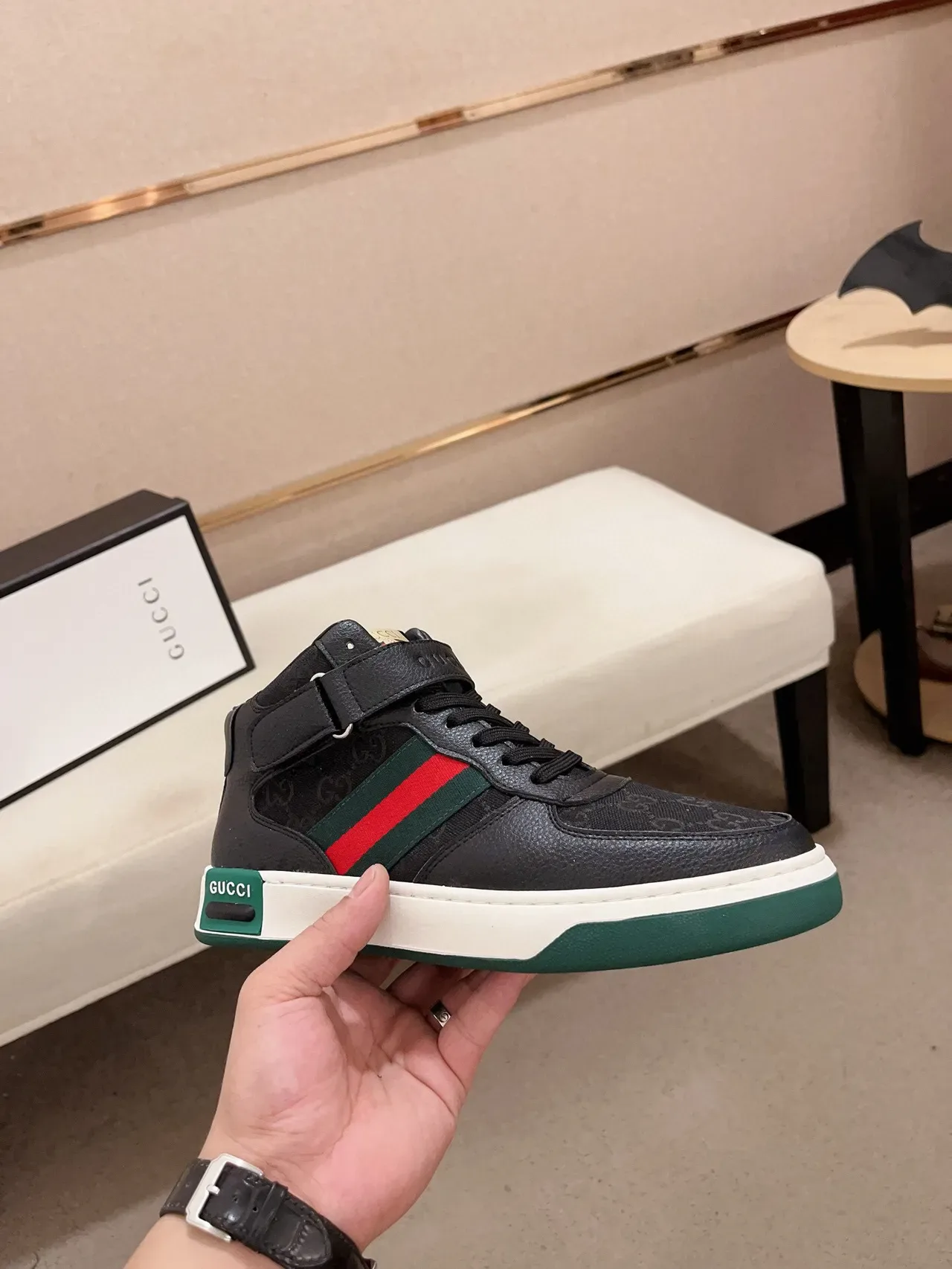 Gucci काले हरे हाई-टॉप चमड़े और कैनवास लाइफस्टाइल स्नीकर्स 5