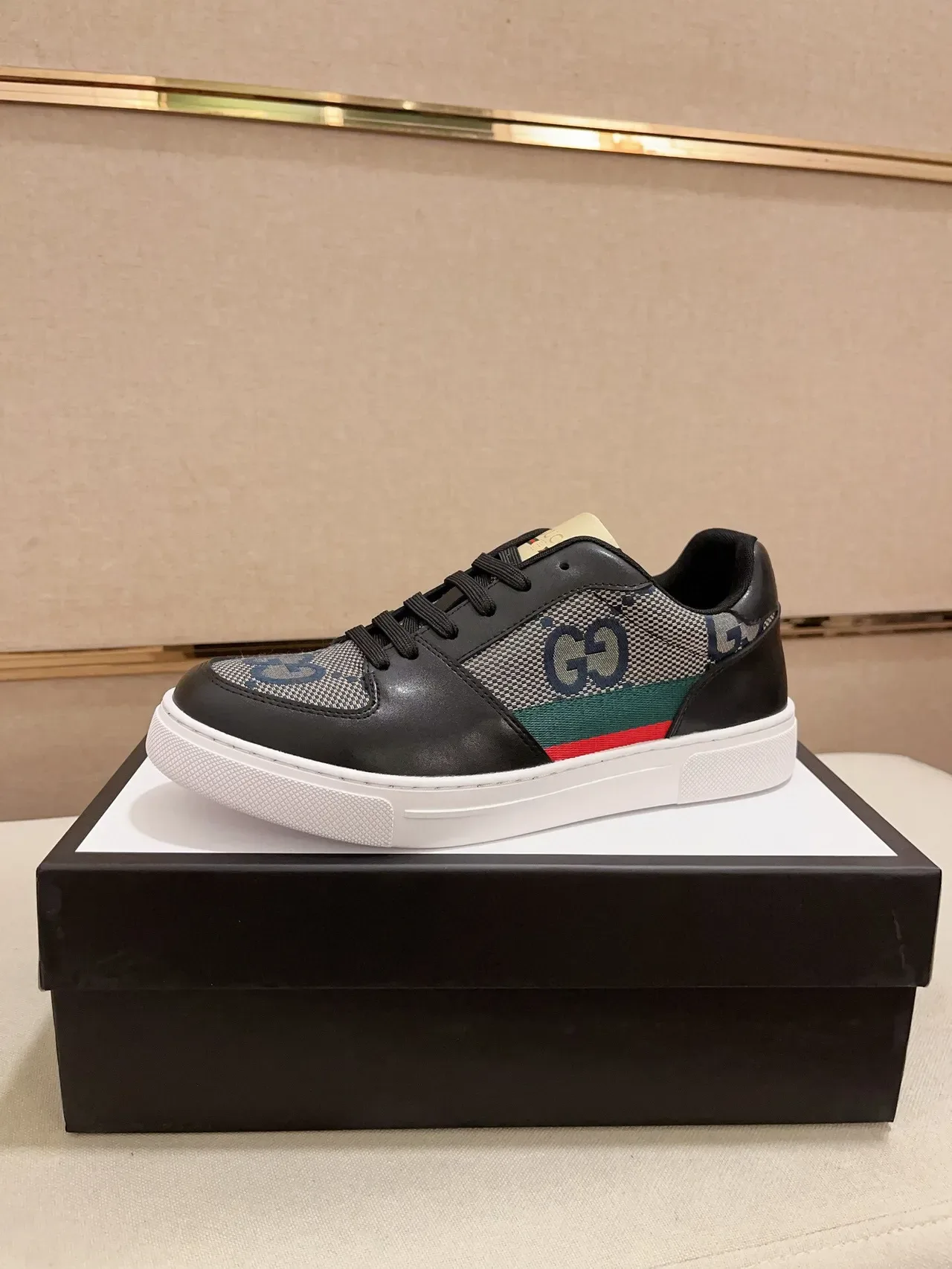 Gucci Black Multicolor GG Monogram Canvas Leather Accents Lifestyle Sneakers 1