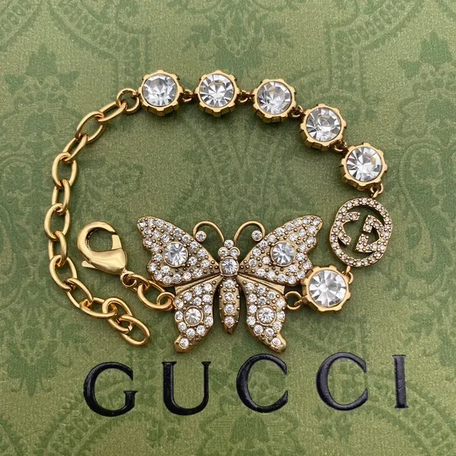 Gucci Colar Borboleta com Cristais em Tono Dourado 4
