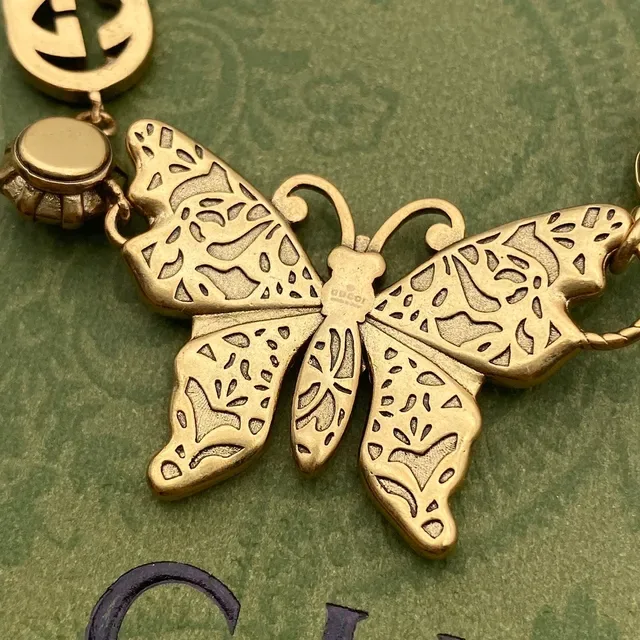 Gucci Colar Borboleta com Cristais em Tono Dourado 6