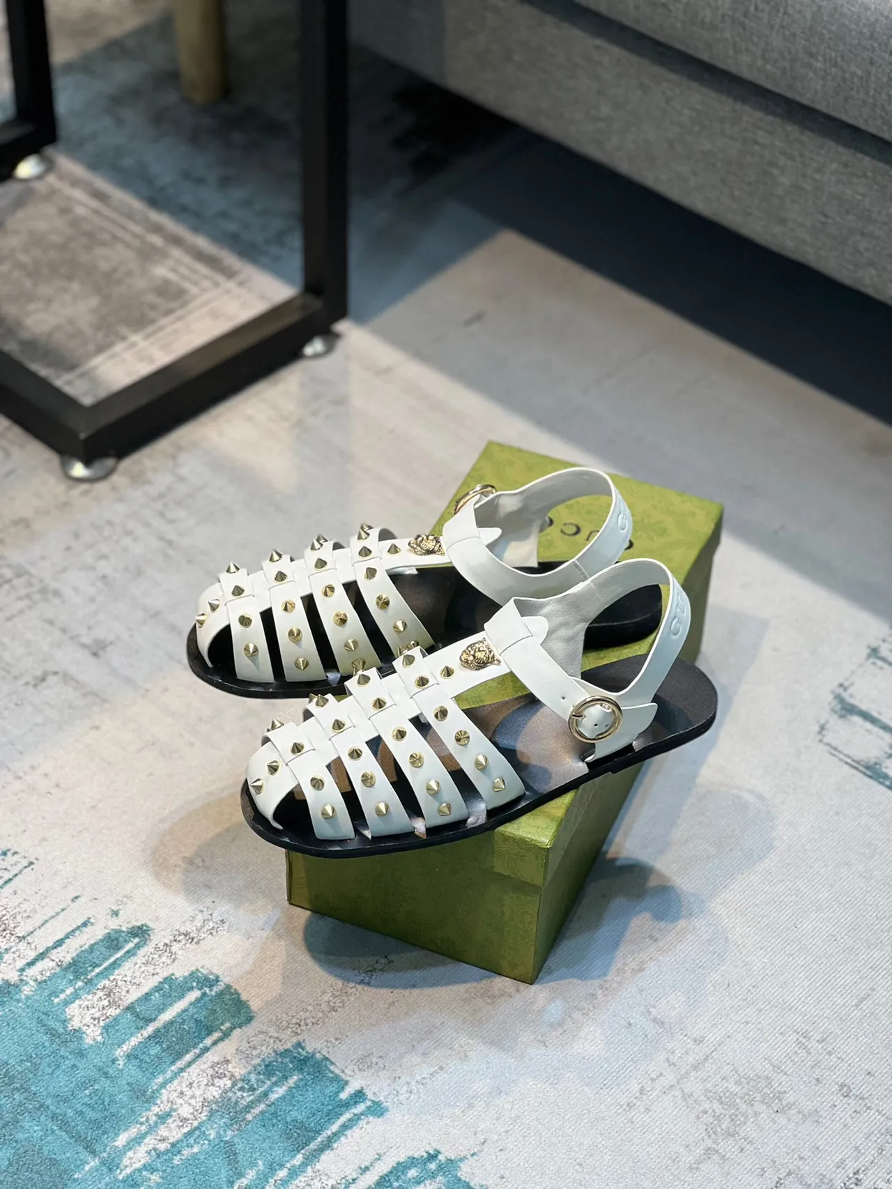 Gucci Dionysus Sandalia Gladiator Sandalia Blanca Dorado Con Clavos Multi Cinta Detalle Cabeza Medusa Sandalias Gladiator 7