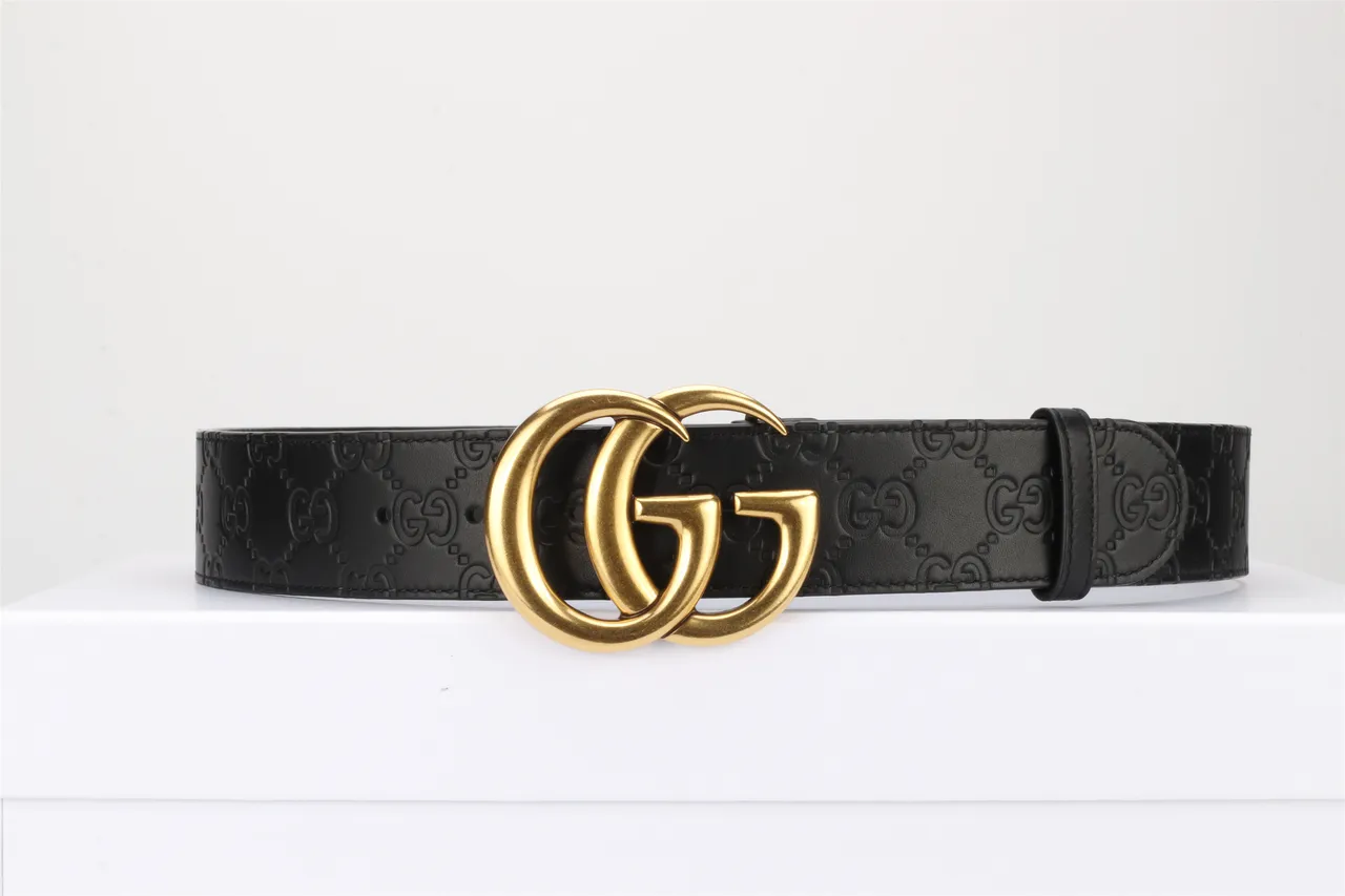 Gucci Double G cinturón negro dorado embossado GG Monogram Polished Buckle de cuero 14