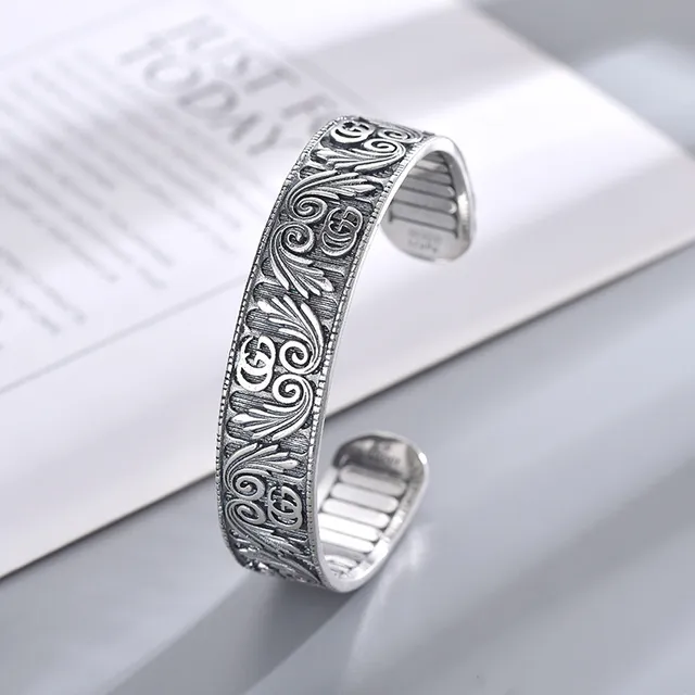 Gucci Engraved Acanthus Double G Cuff Silver Black Wide Rigid Scrollwork Bracelet 6