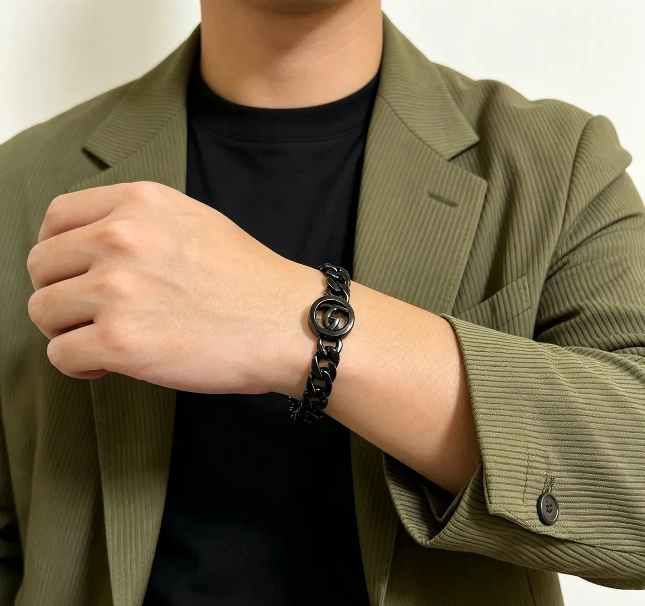 Gucci GG Marmont Pulseira Corrente Curb-Link Preto Verde Metal Matte 2