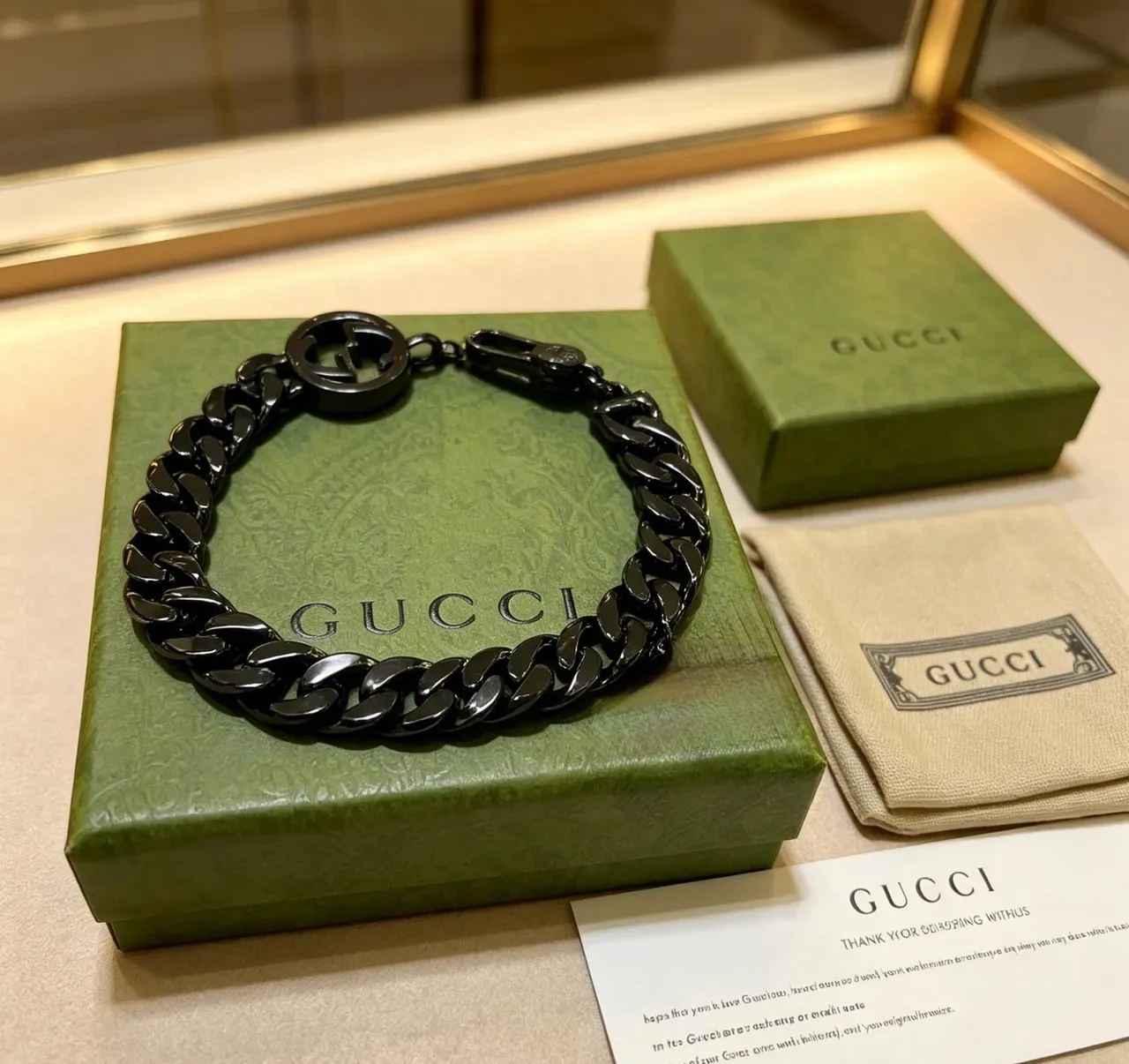 Gucci GG Marmont Pulseira Corrente Curb-Link Preto Verde Metal Matte 4