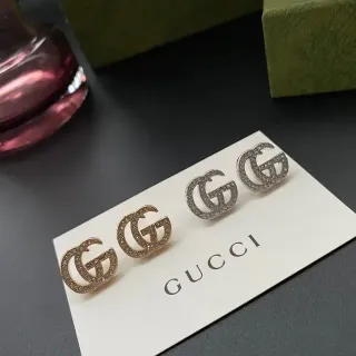 Brincos Gucci GG Marmont com cristais incrustados Double G